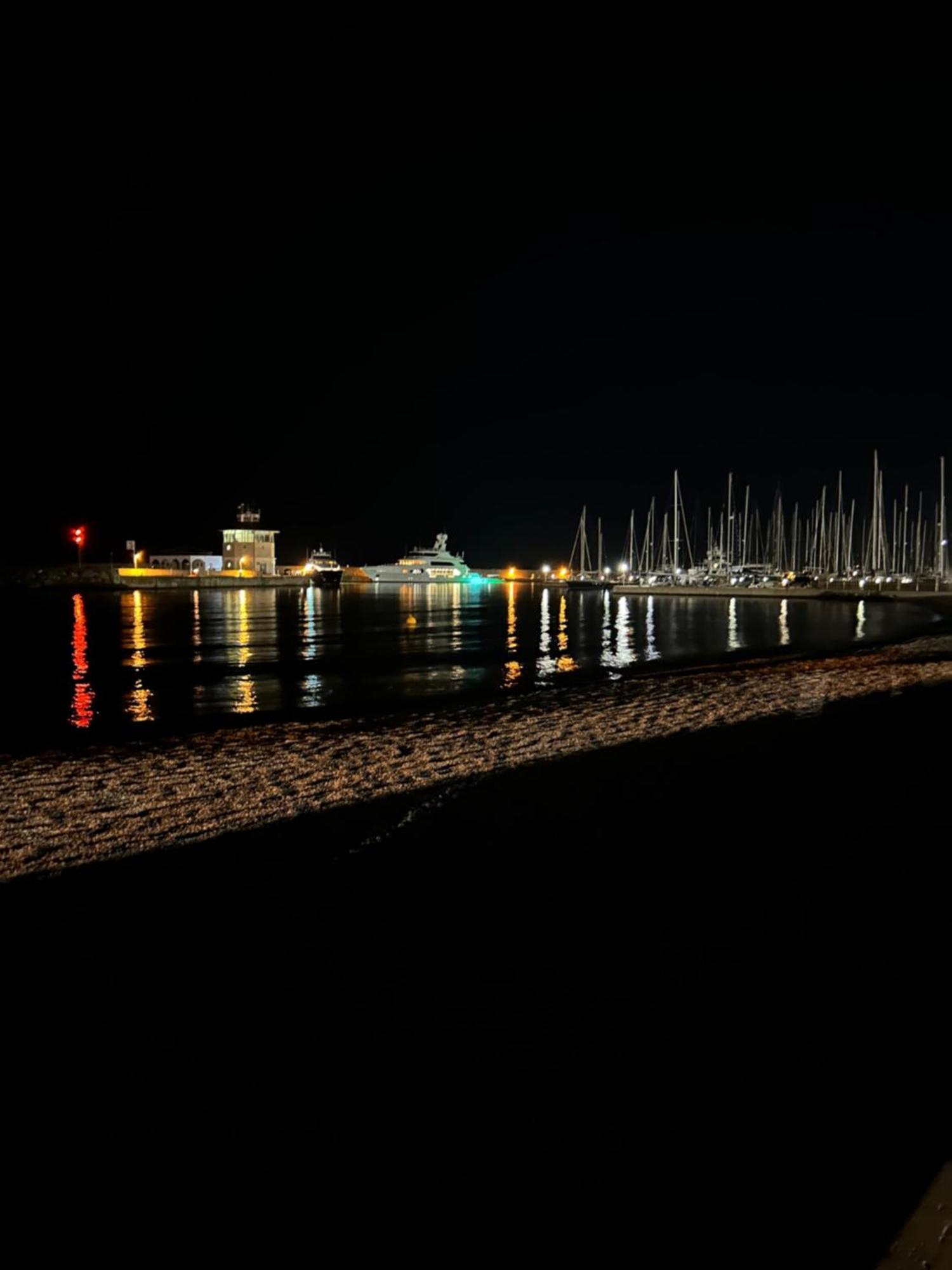 Appartamento 50 Mt Dal Mare Lido di Ostia Zewnętrze zdjęcie