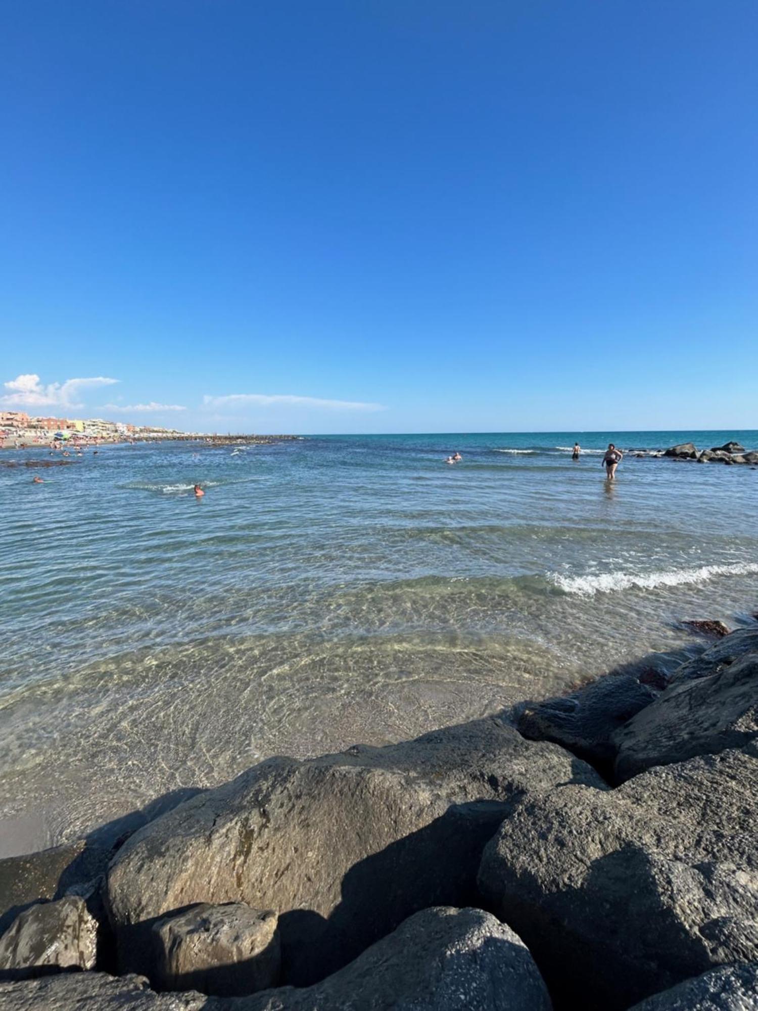 Appartamento 50 Mt Dal Mare Lido di Ostia Zewnętrze zdjęcie